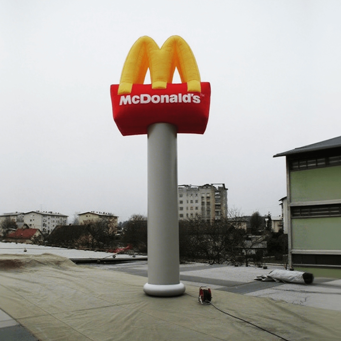 KeepFuns Custom-made inflatable advertising columns, large-scale inflatable models for brand promotion, outdoor exhibition and event landmark props