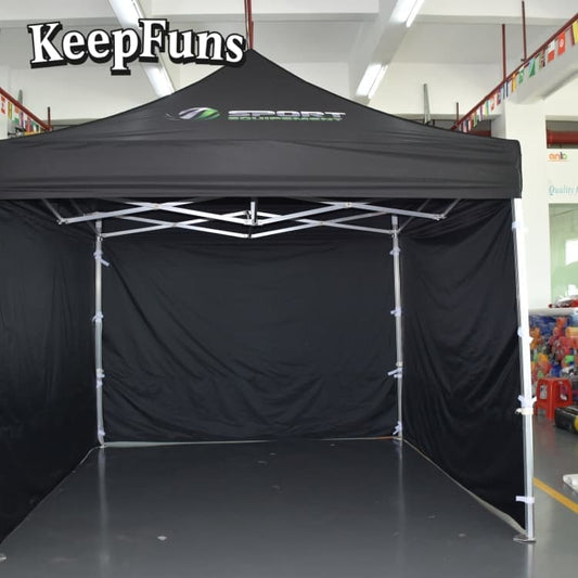 KeepFuns folding tent, which can be customized in size, color and printed content, is easy to set up and lightweight, and is suitable for events such as exhibitions, commercial promotions, and outdoor competitions.