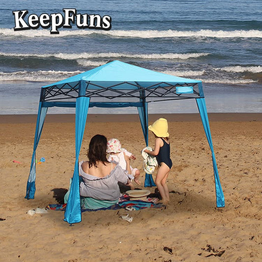 KeepFuns folding tent, which can be customized in size, color and printed content, is easy to set up and lightweight, suitable for events such as wedding parties and outdoor dinners.