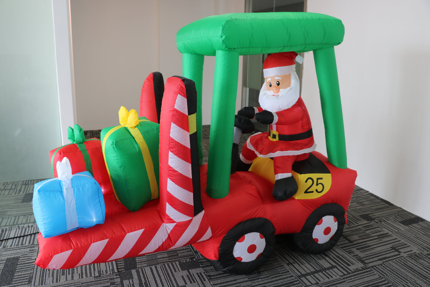 Inflatable Santa on Forklift with LED Light, Waterproof Blow Up Yard Decoration for Fall Autumn Yard Party Shopping Mall Harvest Day Thanksgiving Decorations