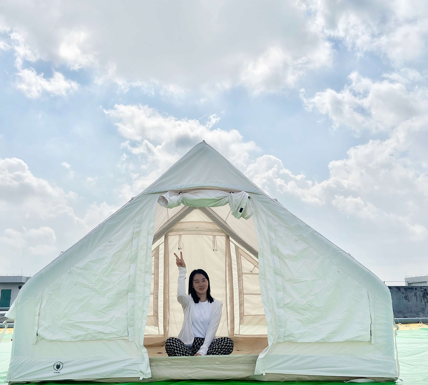 KeepFuns White outdoor inflatable tent camping large tent family gathering picnic sun and rainproof tent