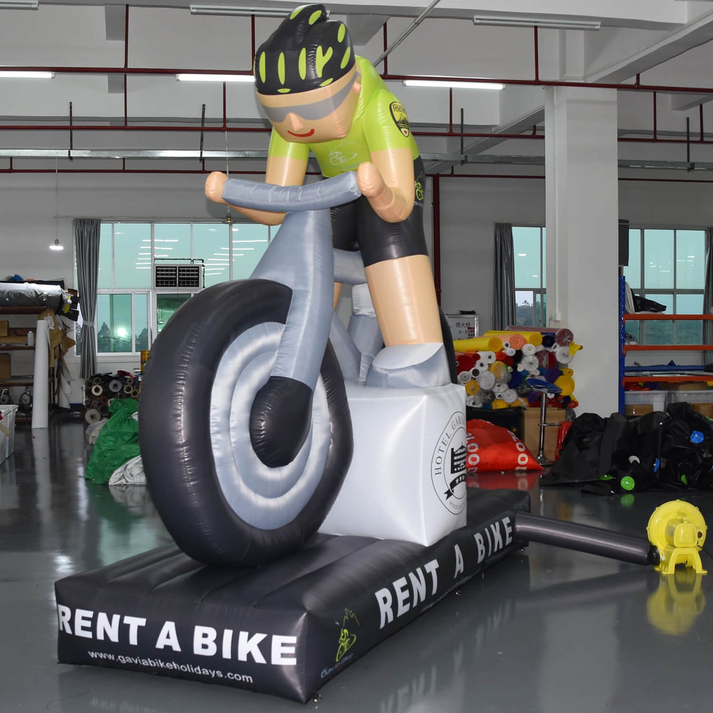 KeepFuns Cycling character inflatable model, bicycle event promotion inflatable model, sports brand promotion props