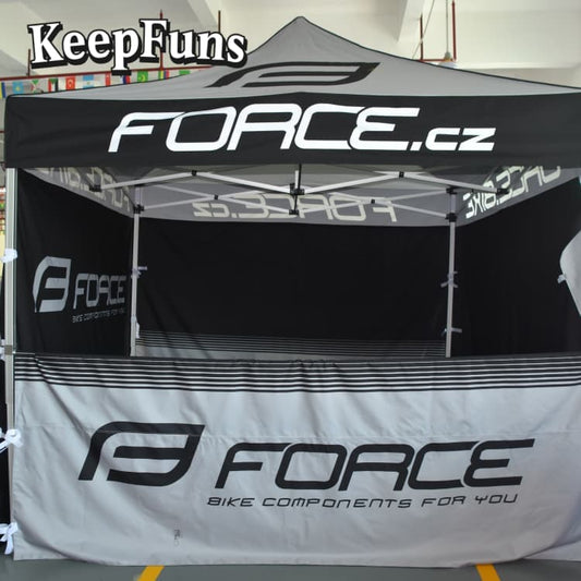 KeepFuns folding tent, which can be customized in size, color and printed content, is easy to set up and lightweight, and is suitable for events such as exhibitions, commercial promotions, and outdoor competitions.