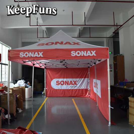 KeepFuns folding tent, which can be customized in size, color and printed content, is easy to set up and lightweight, and is suitable for activities such as exhibitions, commercial promotions, outdoor events, etc.