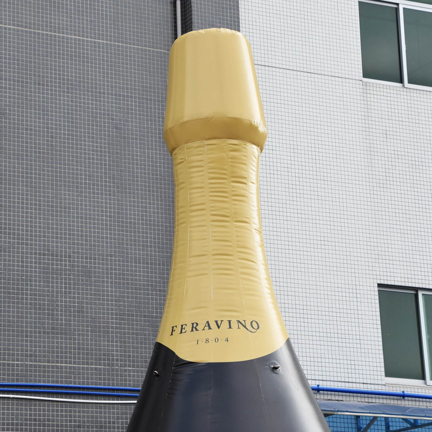 KeepFuns Giant Ferravino champagne bottle inflatable model wine brand promotion inflatable model event decoration props