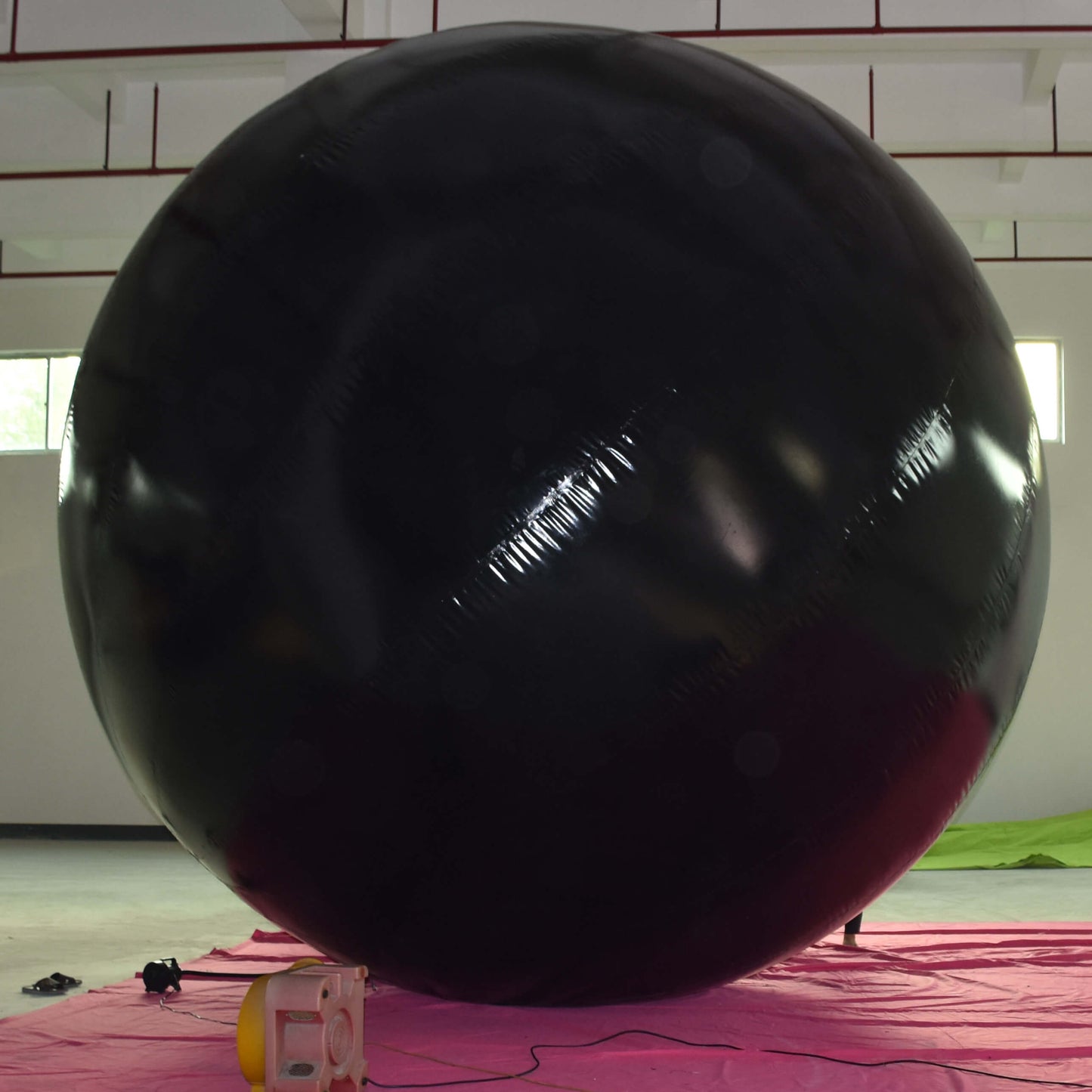 KeepFuns Giant black inflatable advertising ball, exhibition event promotion air model, commercial promotion custom big ball