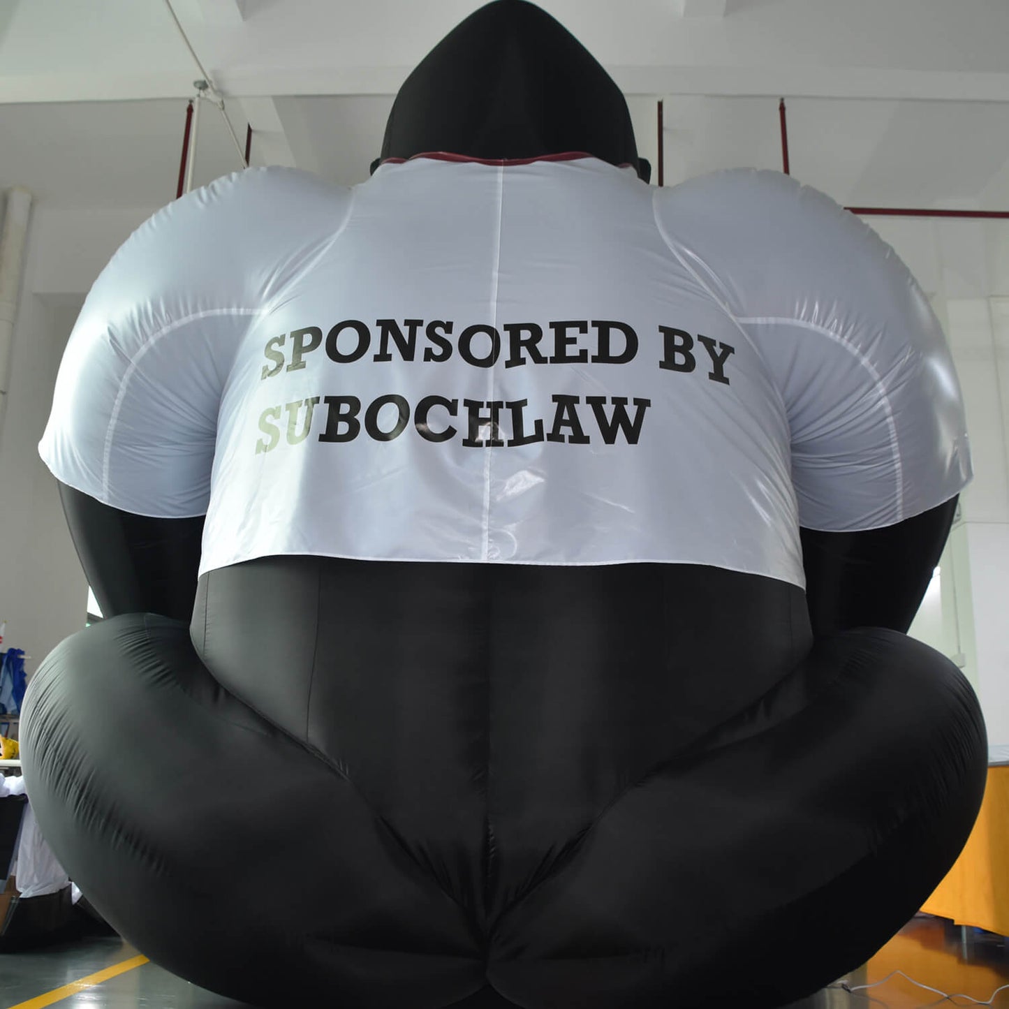 KeepFuns Giant inflatable gorilla model, college team themed inflatable model, eye-catching prop for event promotion