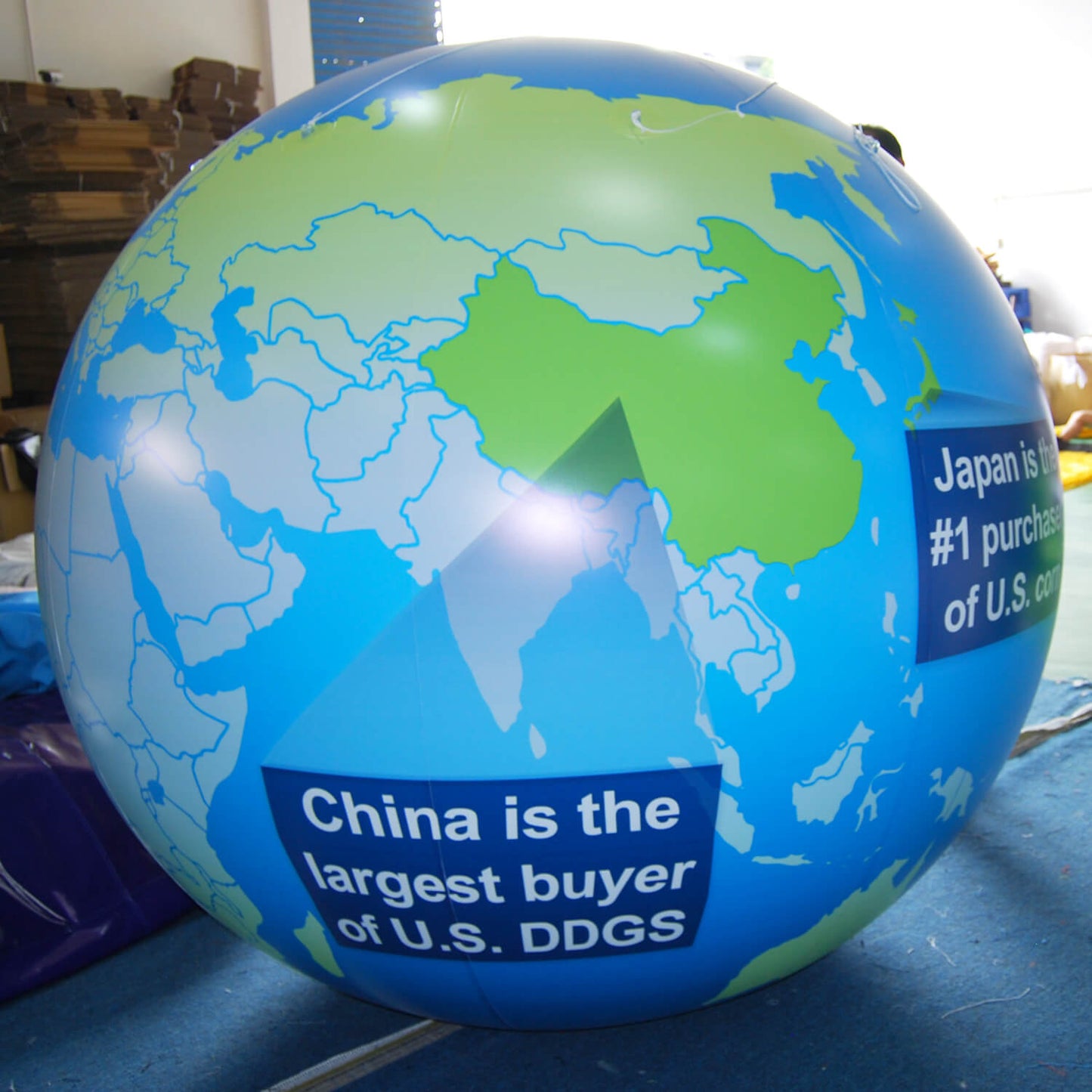KeepFuns Inflatable globe for geography science promotion, Minnesota corn export promotion, large teaching display props