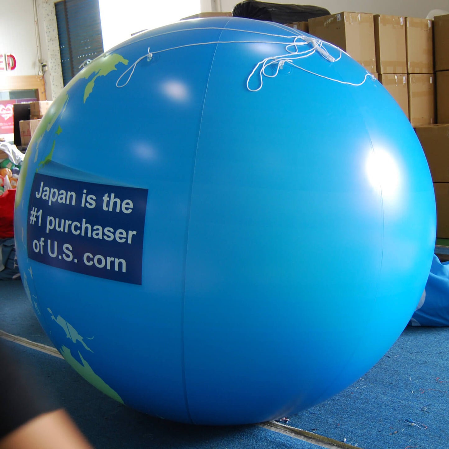 KeepFuns Inflatable globe for geography science promotion, Minnesota corn export promotion, large teaching display props