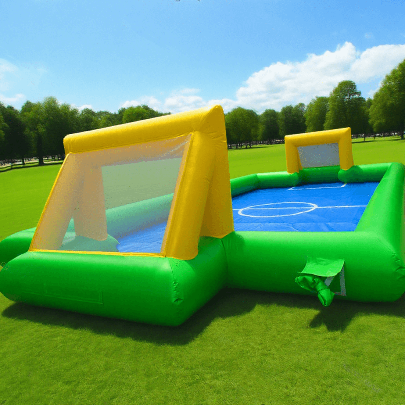 KeepFuns Large inflatable football field, children's outdoor football park, green and blue contrasting parent-child interactive sports facilities