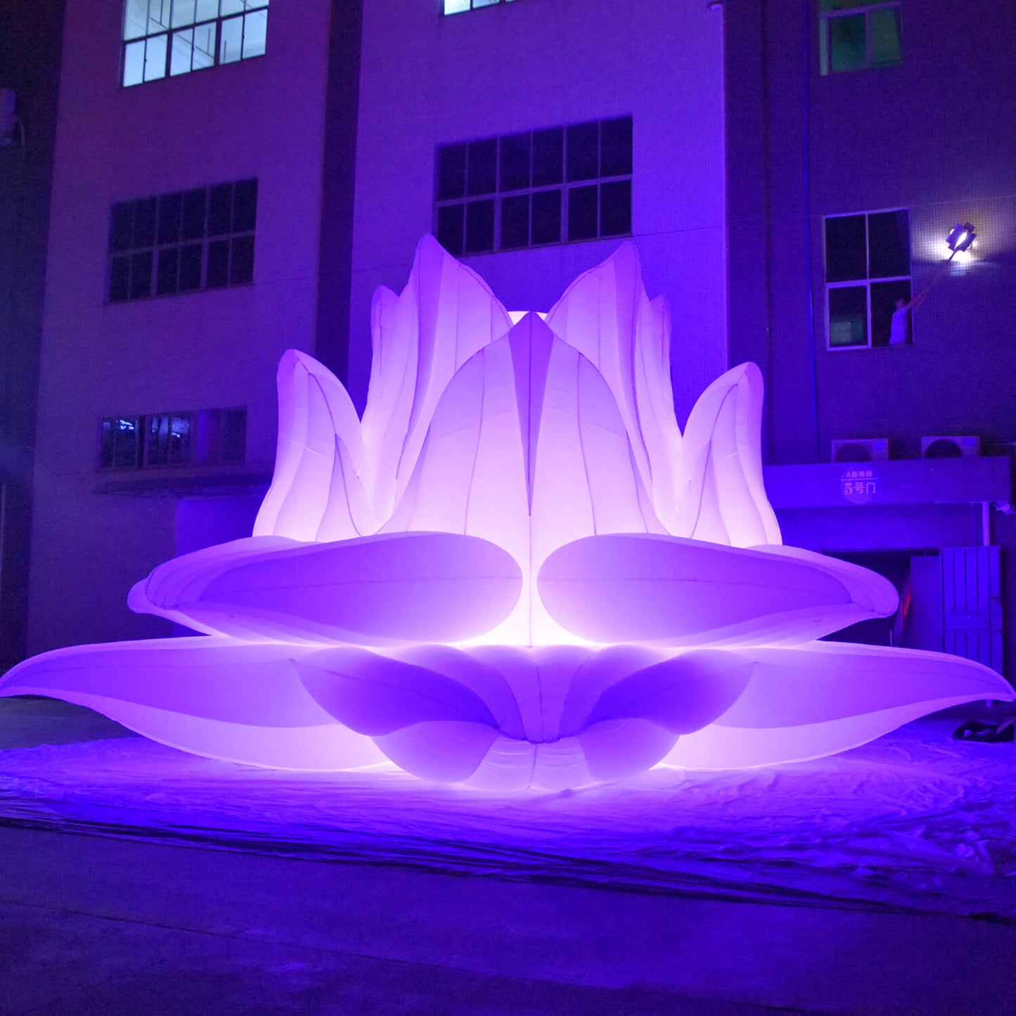 KeepFuns Large inflatable lotus art installation, outdoor light festival display props, night-time luminous landscape inflatable model